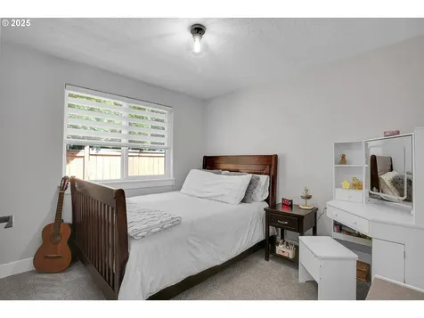 18244 Van Fleet Avenue Sandy OR 97055
