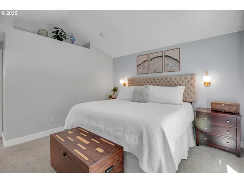 18244 Van Fleet Avenue Sandy OR 97055