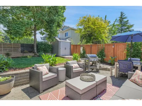 18244 Van Fleet Avenue Sandy OR 97055