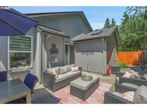 18244 Van Fleet Avenue Sandy OR 97055
