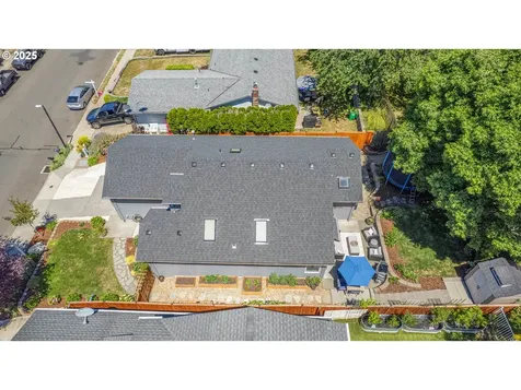 18244 Van Fleet Avenue Sandy OR 97055