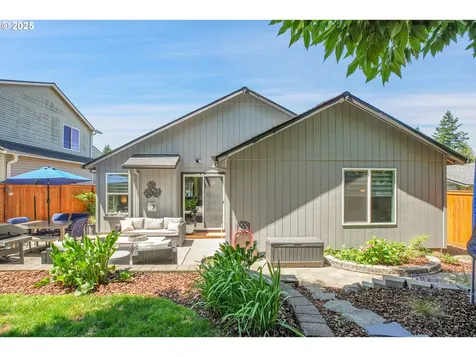18244 Van Fleet Avenue Sandy OR 97055