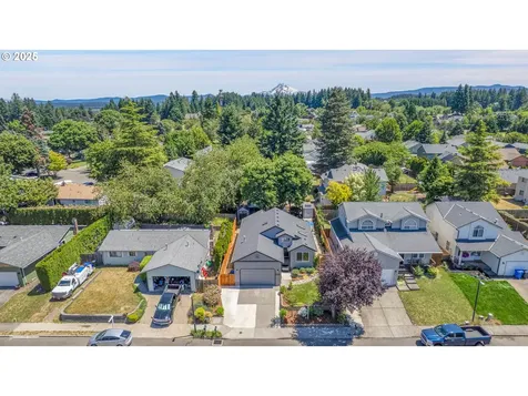 18244 Van Fleet Avenue Sandy OR 97055