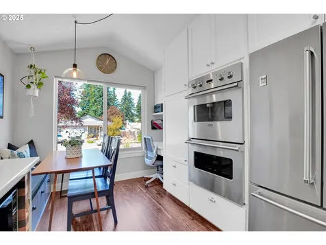 18244 Van Fleet Avenue Sandy OR 97055