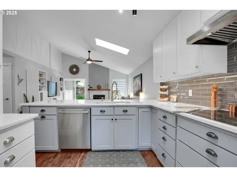 18244 Van Fleet Avenue Sandy OR 97055