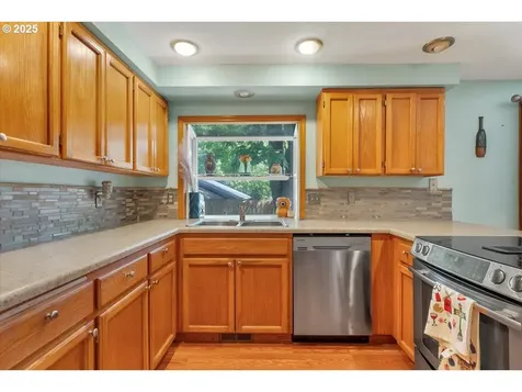5238 Appeal Court S Salem OR 97306