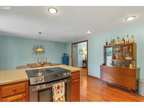 5238 Appeal Court S Salem OR 97306