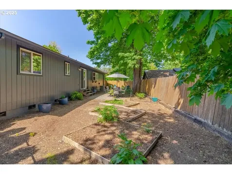 5238 Appeal Court S Salem OR 97306