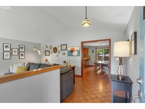 5238 Appeal Court S Salem OR 97306