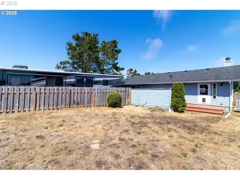 35 Wild Winds Street Florence OR 97439