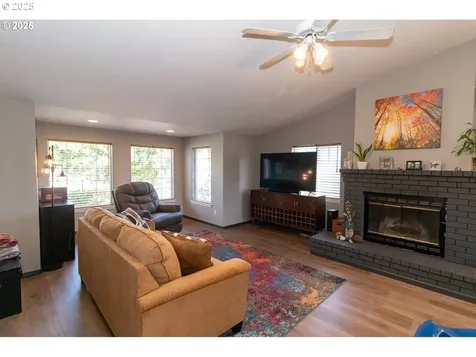 35 Wild Winds Street Florence OR 97439