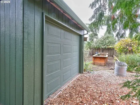 876 NE Hood Street Hillsboro OR 97124