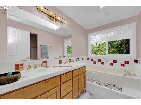 7297 Holly Street Springfield OR 97478