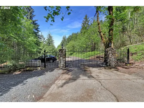 7297 Holly Street Springfield OR 97478