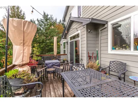 33102 Felisha Way Scappoose OR 97056