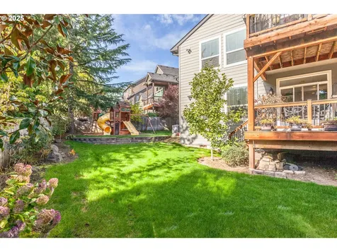 33102 Felisha Way Scappoose OR 97056