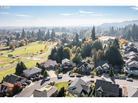 33102 Felisha Way Scappoose OR 97056