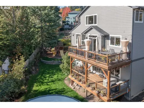 33102 Felisha Way Scappoose OR 97056