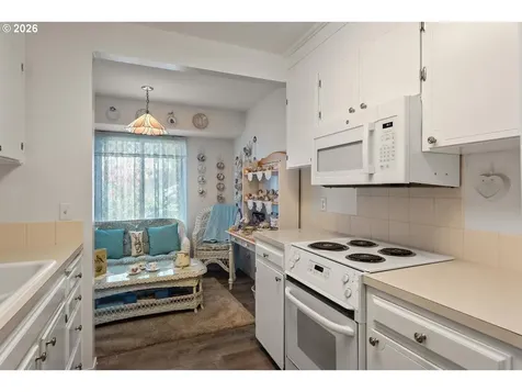 4246 NE 125th Place Portland OR 97230