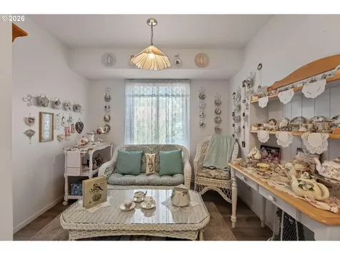 4246 NE 125th Place Portland OR 97230