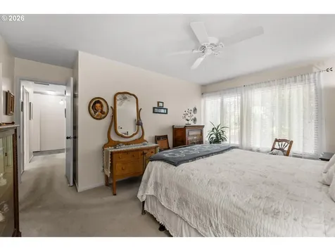 4246 NE 125th Place Portland OR 97230
