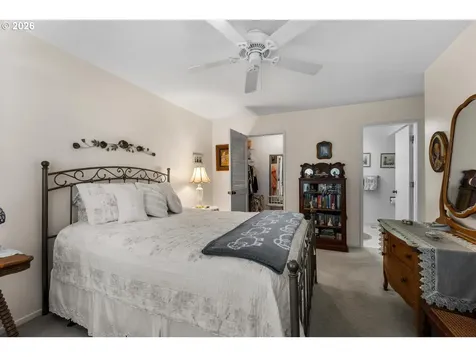 4246 NE 125th Place Portland OR 97230