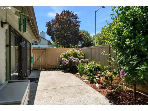 4246 NE 125th Place Portland OR 97230