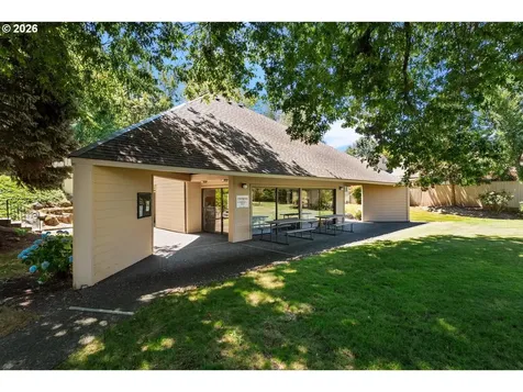4246 NE 125th Place Portland OR 97230