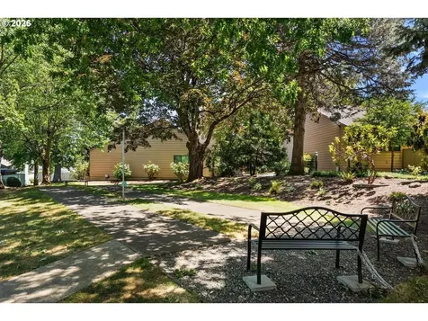 4246 NE 125th Place Portland OR 97230