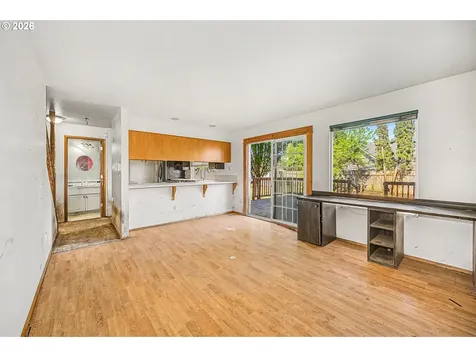 4493 Glacier Street Springfield OR 97478
