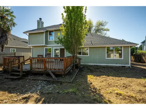 4493 Glacier Street Springfield OR 97478