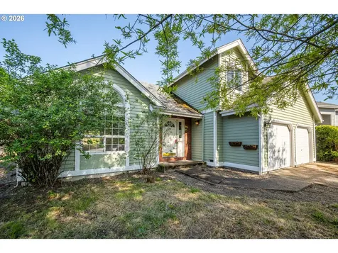 4493 Glacier Street Springfield OR 97478