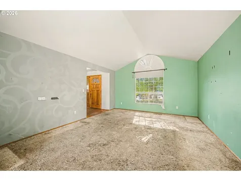 4493 Glacier Street Springfield OR 97478