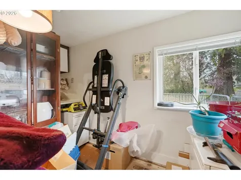 177 NW Ebberts Avenue Hillsboro OR 97124