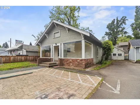 647 N 9th Street Cottage Grove OR 97424