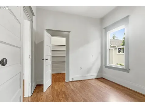 647 N 9th Street Cottage Grove OR 97424