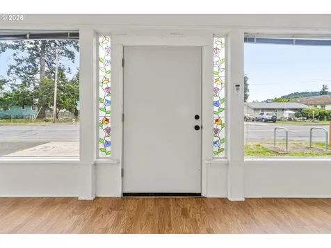 647 N 9th Street Cottage Grove OR 97424