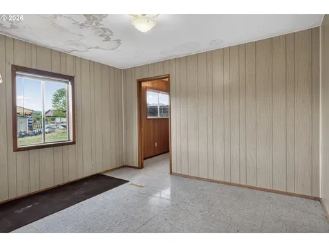 807 Cedar Street Yoncalla OR 97499