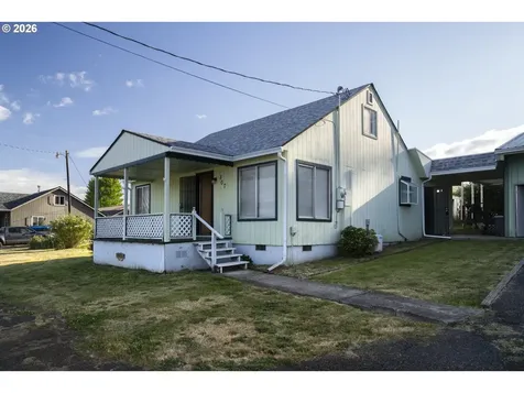 807 Cedar Street Yoncalla OR 97499
