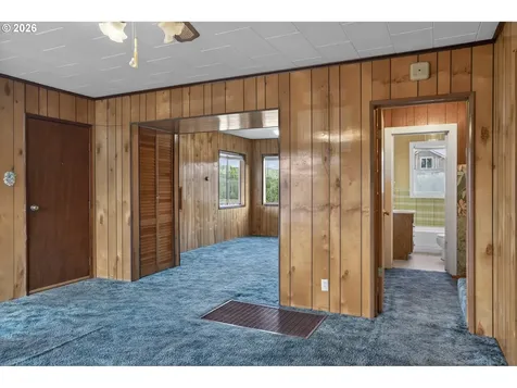 807 Cedar Street Yoncalla OR 97499