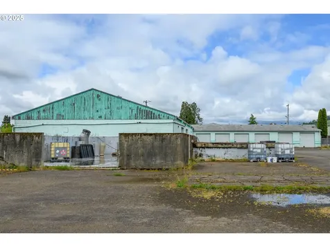 111 Fourth Street Amity OR 97101