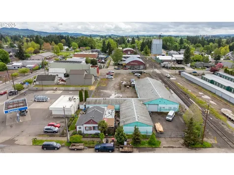 111 Fourth Street Amity OR 97101