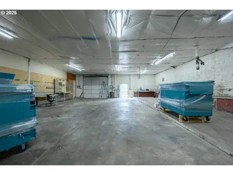 111 Fourth Street Amity OR 97101