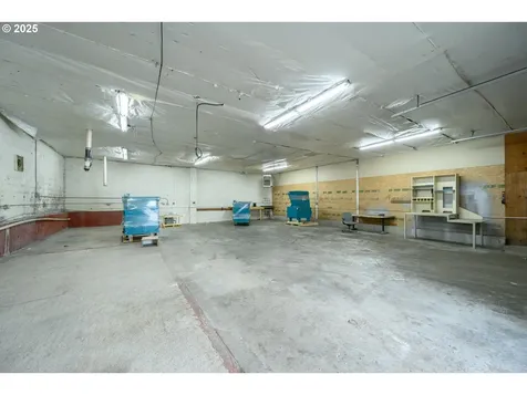 111 Fourth Street Amity OR 97101