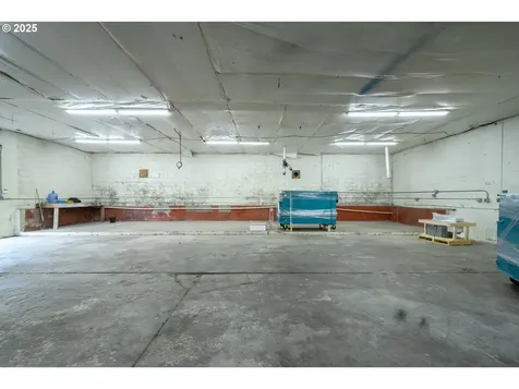 111 Fourth Street Amity OR 97101