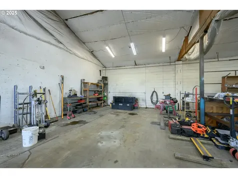 111 Fourth Street Amity OR 97101