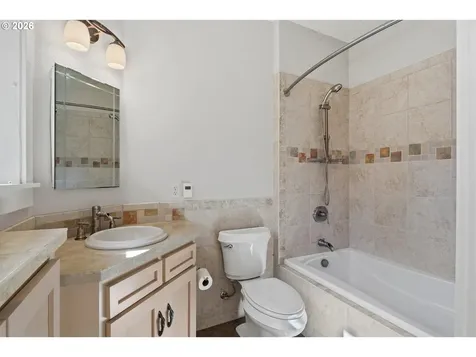 18885 NE Buena Vista Drive Dundee OR 97115