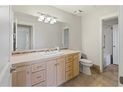 18885 NE Buena Vista Drive Dundee OR 97115
