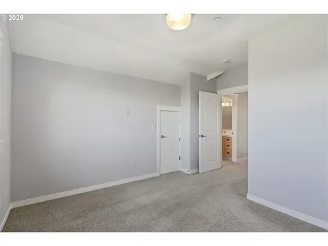 18885 NE Buena Vista Drive Dundee OR 97115