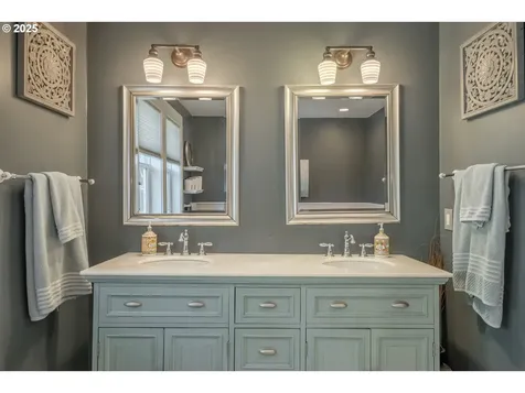 13060 SW Elk Rock Road Lake Oswego OR 97034